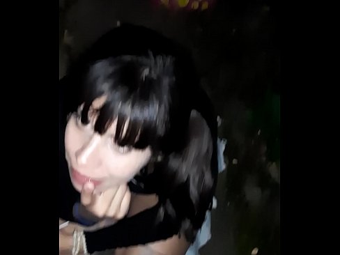 ❤️ Na ulici natečen penis u zamjenu za slatkiše ❤ Super seks kod nas